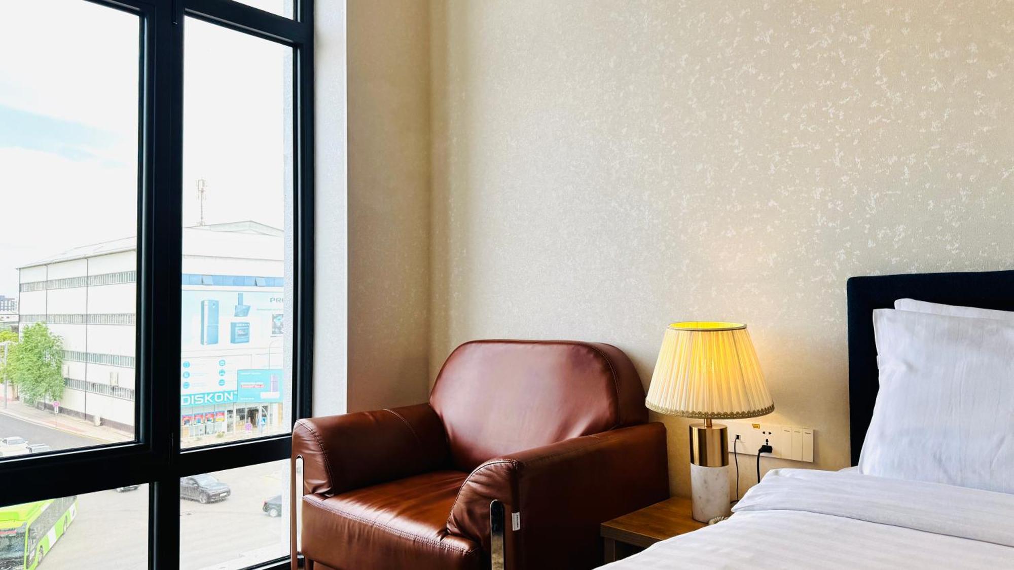 Garnet Mir Hotel Tasjkent Exteriör bild
